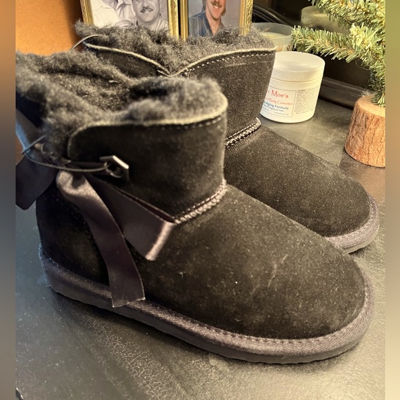 Pawz by Bearpaw - Journey BLK Size 1 - Picture 1 of 6